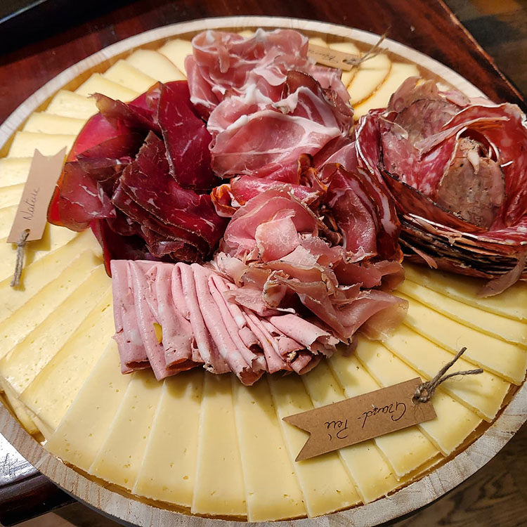 Plateaux raclettes, Mondeville